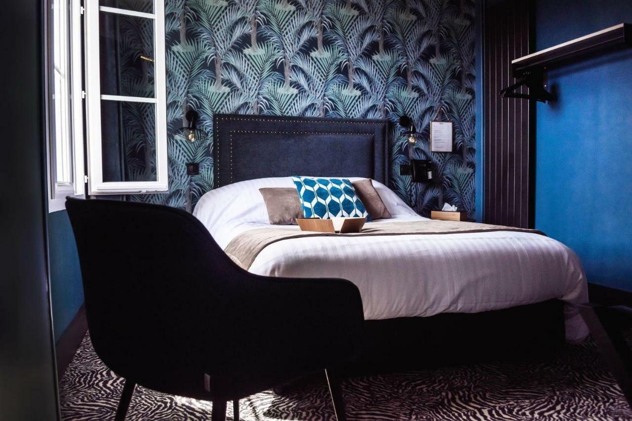 La 10 Hotel