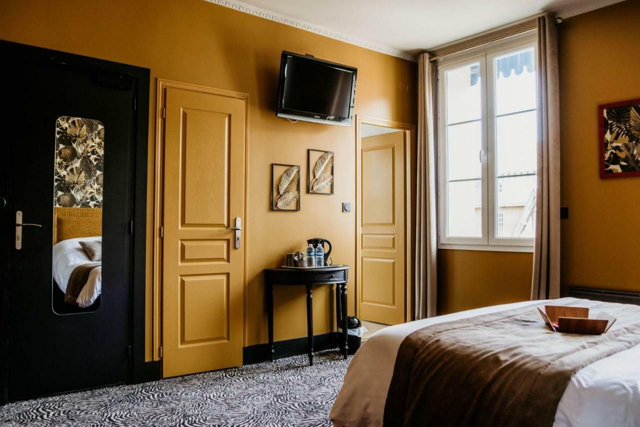 La 10 Hotel