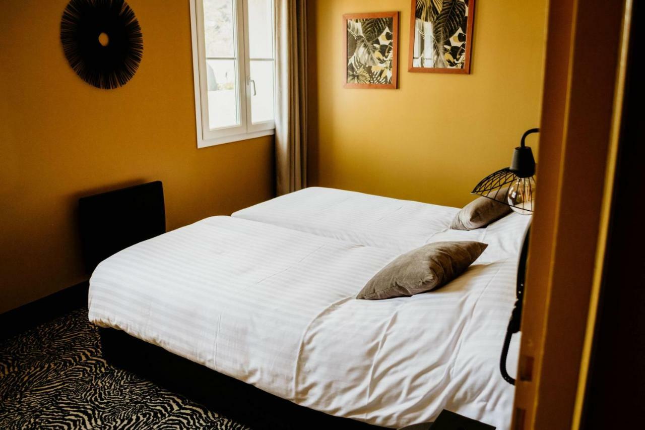 La 10 Hotel